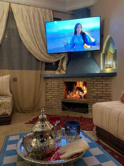 Riad Timskrine Timeskrine Exteriér fotografie
